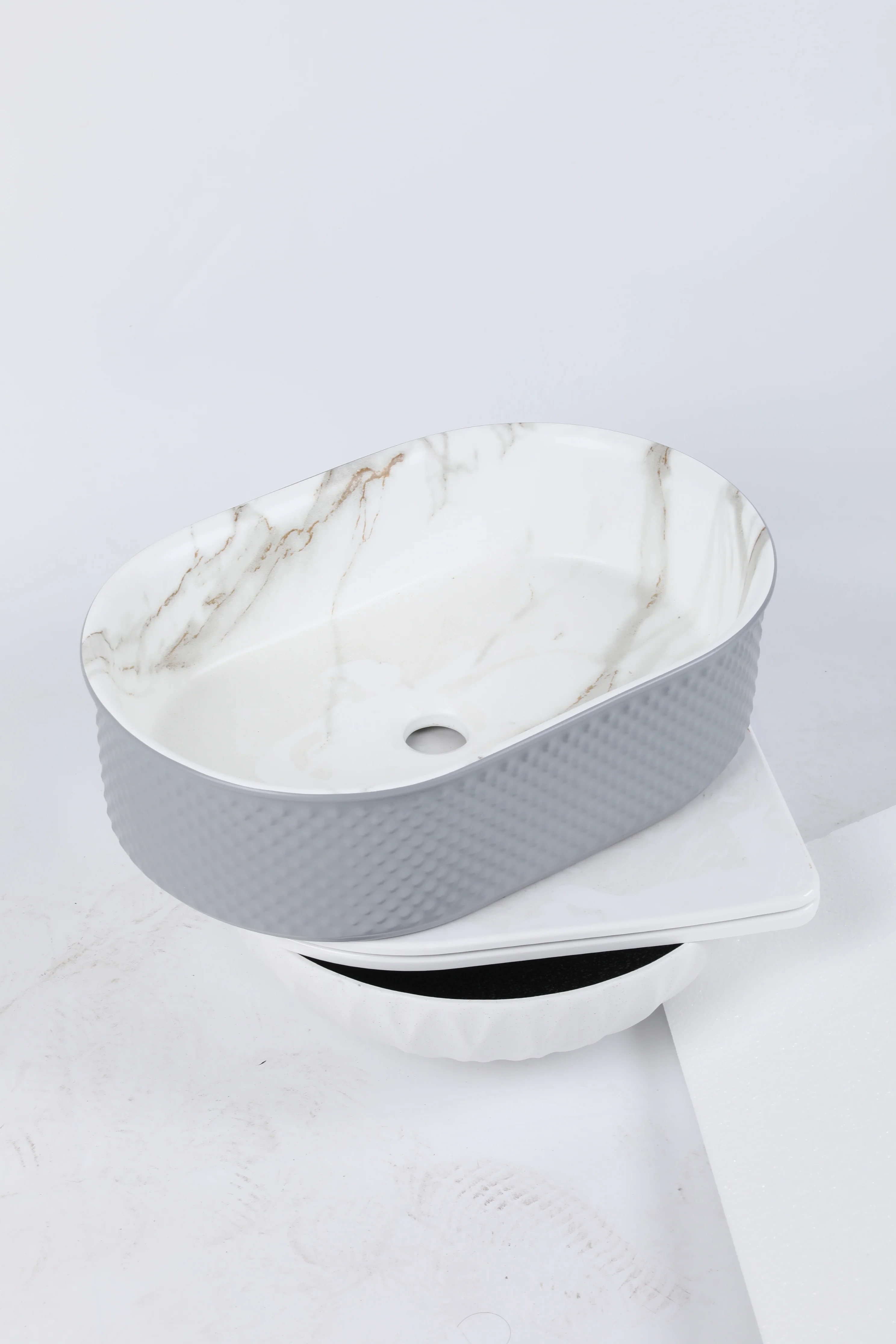 Modern Oval Ceramic Countertop Basin s21