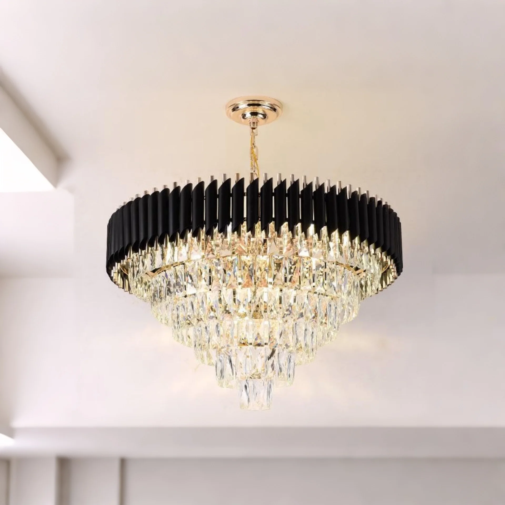 TAKING ADVANCE ORDERS  luxurious statement chandelier